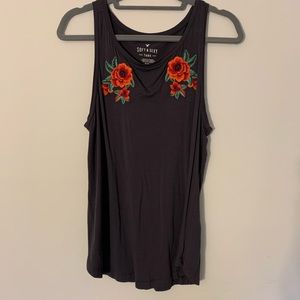 Soft & Sexy American Eagle embroidered tank